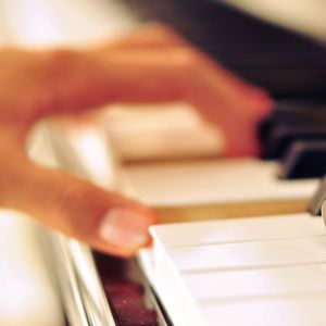 疯狂❌喷水自慰观看免费
