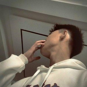 国产高潮白浆成人视频
