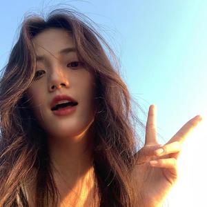 疯狂❌喷水自慰观看免费
